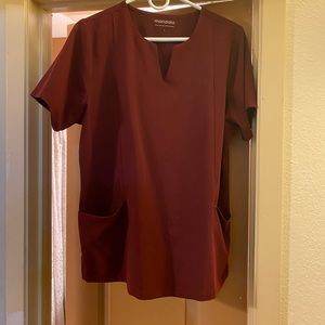 Mandela scrub large top